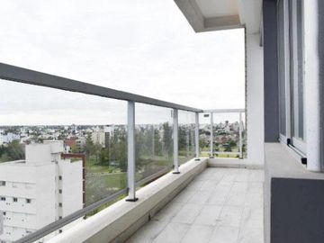 Departamento en venta - 2 Dormitorios 1 Baño - Cochera - 85mts2 - La Plata