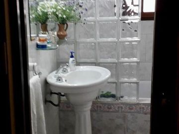 Excelente Casa Interna para dos familias con pileta - Venta Directa - OPORTUNIDAD!!!