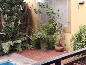 Excelente Casa Interna para dos familias con pileta - Venta Directa - OPORTUNIDAD!!!