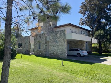 Casa en venta en Saint Thomas Este Canning