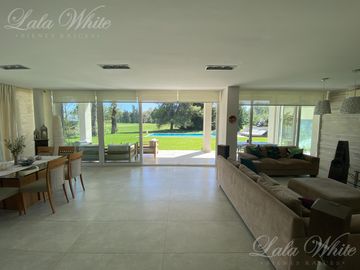 Casa en venta en Saint Thomas Este Canning