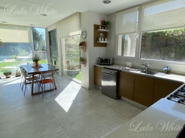 Casa en venta en Saint Thomas Este Canning