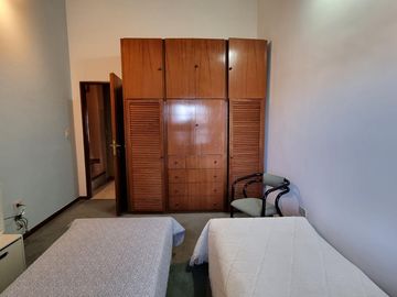 Importante chalet en Bernal Oeste