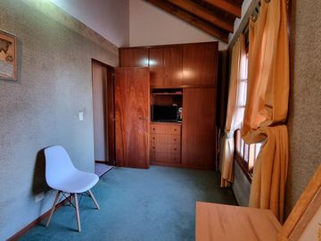 Importante chalet en Bernal Oeste