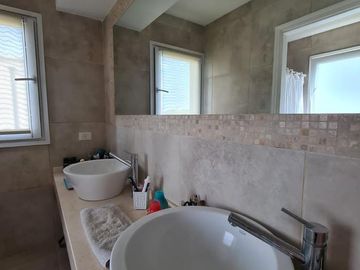 Casa en  VENTA a la laguna-VILLANUEVA- BARRIO SAN RAFAEL