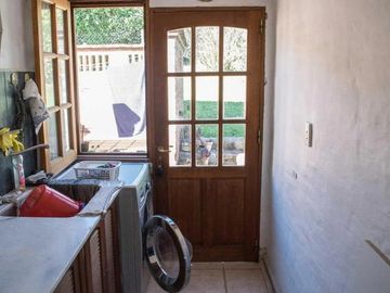 Casa en venta - 3 Dormitorios 3 Baños - Cochera - 1.800mts2 - Villa Allende