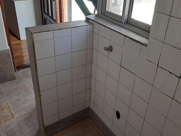 PH en venta de 3 ambientes mas escritorio super luminoso en excelente estado