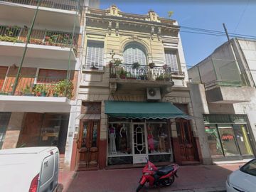 PH en venta de 3 ambientes mas escritorio super luminoso en excelente estado