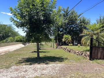 Inversión Complejo de 2 Dúplex con piscina Barrio Terrazas del Golf Colon