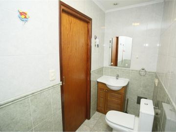 Casa en venta - 3 dormitorios 2 baños 2 cocheras - 230mts2 - Tolosa