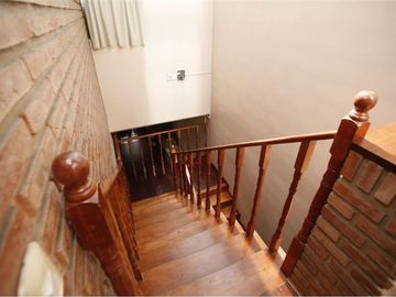 Casa en venta - 3 dormitorios 2 baños 2 cocheras - 230mts2 - Tolosa