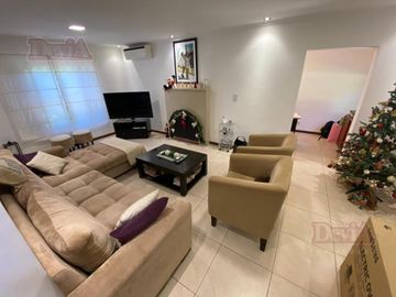 Venta - Casa - Country Echeverria Del Lago