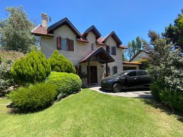 Venta - Casa - Country Echeverria Del Lago