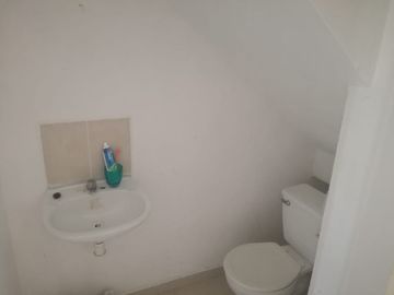 EN VENTA CÓMODA CASA EN FRACCIONAMIENTO, LOS TULIPANES, EL CAYACO, ACAPULCO CC
