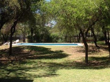 COUNTRY EL BOSQUE CASA 3 DORMITORIOS EN VENTA CON PILETA