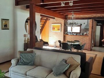 COUNTRY EL BOSQUE CASA 3 DORMITORIOS EN VENTA CON PILETA