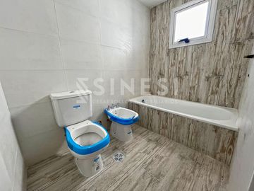 SEMIPISO 3 ambientes - Dos baños - San Martin Centro - Work Ayacucho 2261