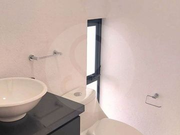 Casa en condominio en venta en San Salvador Tizatlalli