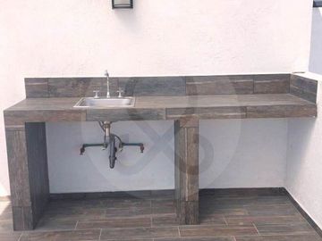 Casa en condominio en venta en San Salvador Tizatlalli