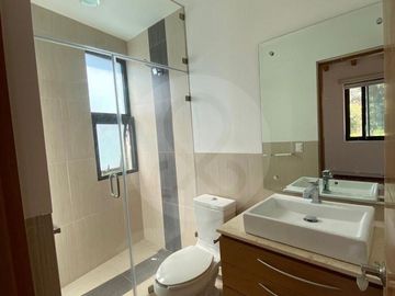 Club de Golf los Encinos Casa en venta en Club de Golf los Encinos