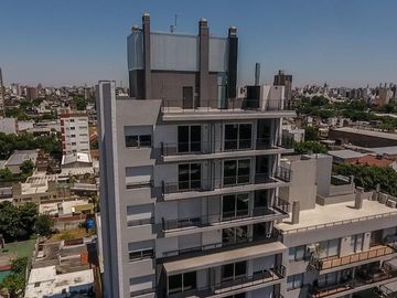 MONOAMBIENTE VENTA SOLARIUM Y PARRILLERO REP. DE LA SEXTA ROSARIO