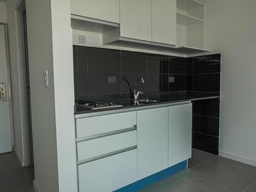 MONOAMBIENTE VENTA SOLARIUM Y PARRILLERO REP. DE LA SEXTA ROSARIO