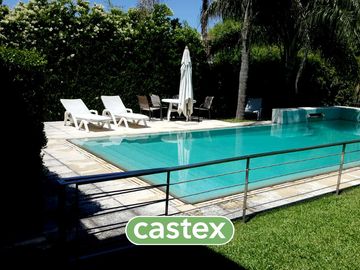 Casa en venta de cinco ambientes en Mayling