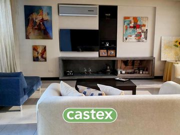 Casa en venta de cinco ambientes en Mayling