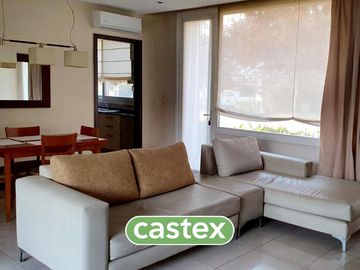 Casa en venta de cinco ambientes en Mayling