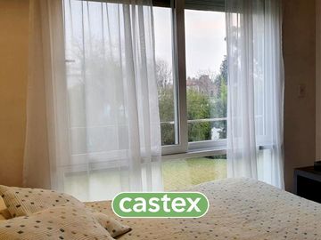 Casa en venta de cinco ambientes en Mayling