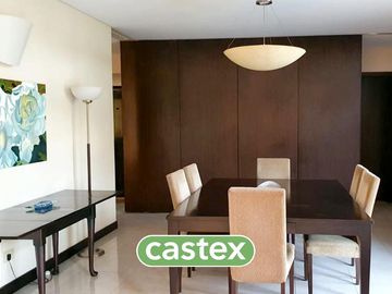 Casa en venta de cinco ambientes en Mayling