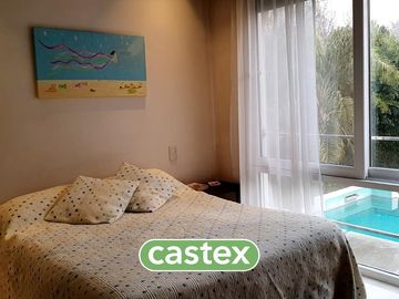Casa en venta de cinco ambientes en Mayling