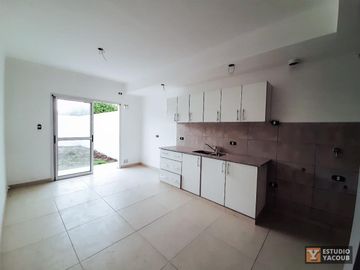 Dúplex en venta - 2 dormitorios 2 baños - cochera - 87.33 mts2 - San Carlos, La Plata