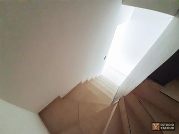 Dúplex en venta - 2 dormitorios 2 baños - cochera - 87.33 mts2 - San Carlos, La Plata