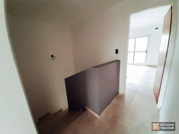 Dúplex en venta - 2 dormitorios 2 baños - cochera - 87.33 mts2 - San Carlos, La Plata