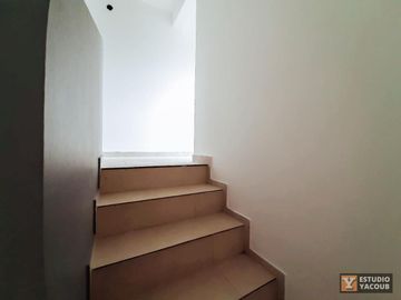Dúplex en venta - 2 dormitorios 2 baños - cochera - 87.33 mts2 - San Carlos, La Plata