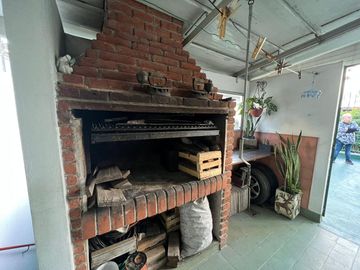 Lincoln 9, Wilde ¡Casa de 4 ambietnes en venta!