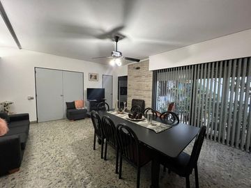 Lincoln 9, Wilde ¡Casa de 4 ambietnes en venta!
