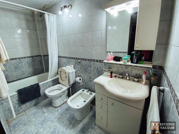 PH venta 1 dormitorio 1 baño 1 patio y parrilla  50 mts 2 totales  - La Plata
