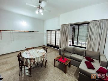 PH venta 1 dormitorio 1 baño 1 patio y parrilla  50 mts 2 totales  - La Plata