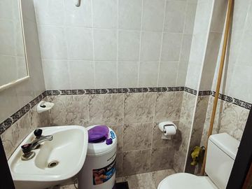 PH venta 1 dormitorio 1 baño 1 patio y parrilla  50 mts 2 totales  - La Plata