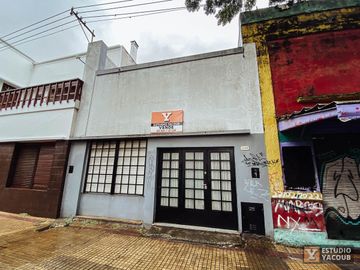 PH venta 1 dormitorio 1 baño 1 patio y parrilla  50 mts 2 totales  - La Plata