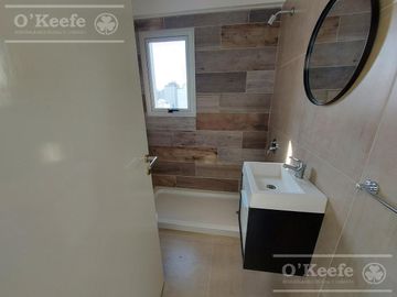 Departamento dos ambientes con cochera en venta en Quilmes Klover Ocampo.