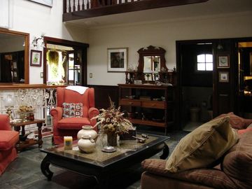 IMPONENTE RESIDENCIA PINAMAR