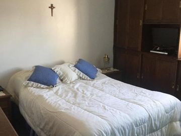 4 AMBIENTES CON COCHERA FIJA