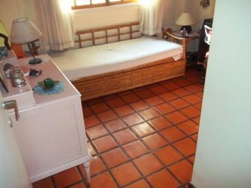 VENTA- PARQUE LELOIR- VILLA UDAONDO- CHALET DE 4 AMB.