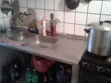 VENTA DEPTO TIPO CASA SOBRE CALLEE ZELARAYAN EN CAP FED.