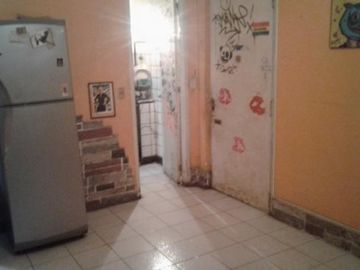 VENTA DEPTO TIPO CASA SOBRE CALLEE ZELARAYAN EN CAP FED.