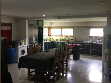 Espectacular Quinta + Locales sobre Av. Yrigoyen, Longchamps