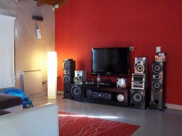 VENTA- EL JAGUEL PROXIMO A PARQUE LELOIR- CHALET DE 4 AMB